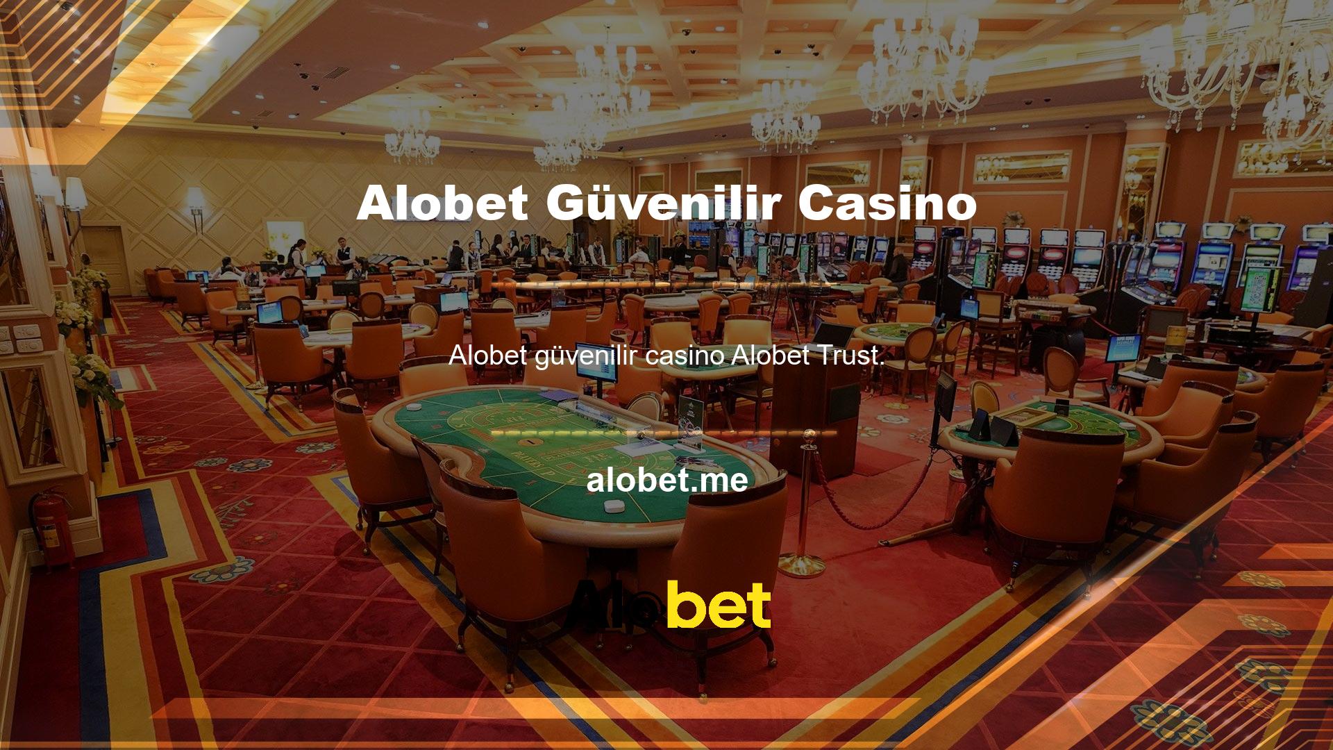 Casino oynamayı seven bazı insanlar, oyunu satan kişinin kiminle konuştuklarını veya ne hakkında konuştuklarını takip etmek istediği bir durumu duydular
